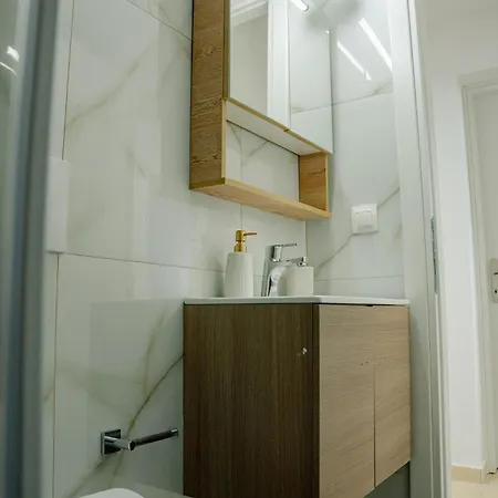 Pearl Private Parking & Metro *