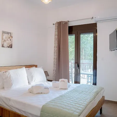 Pearl Private Parking & Metro Thessaloniki