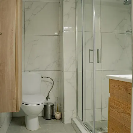 Apartment Pearl Private Parking & Metro