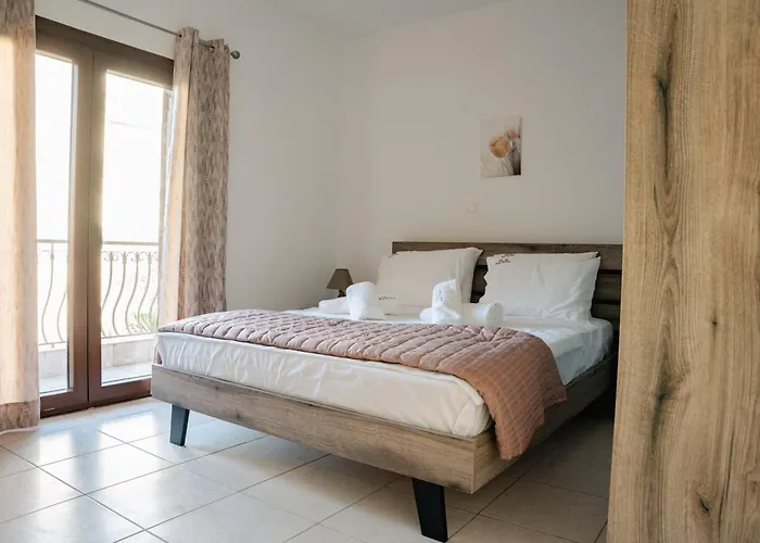 Pearl Private Parking & Metro Selanik