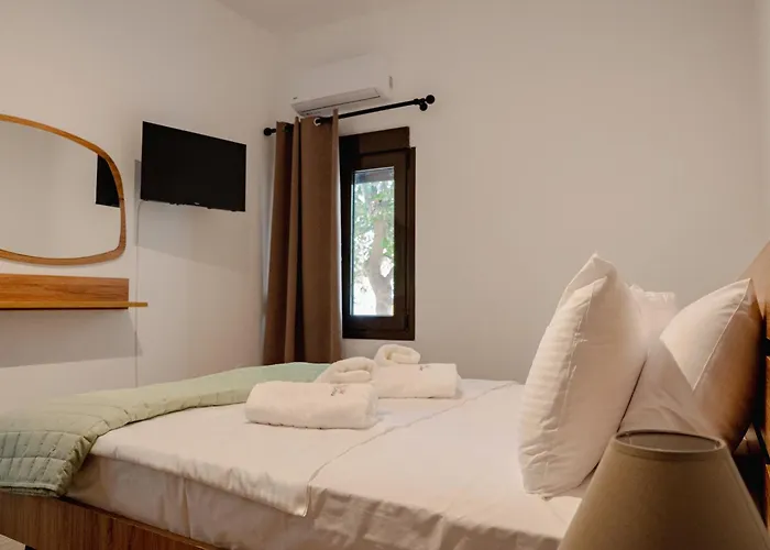 Pearl Private Parking & Metro Selanik