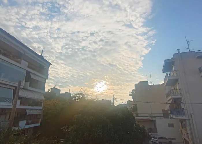 Pearl Private Parking & Metro * Selanik