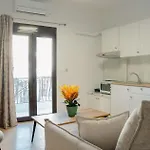 Pearl Private Parking & Metro